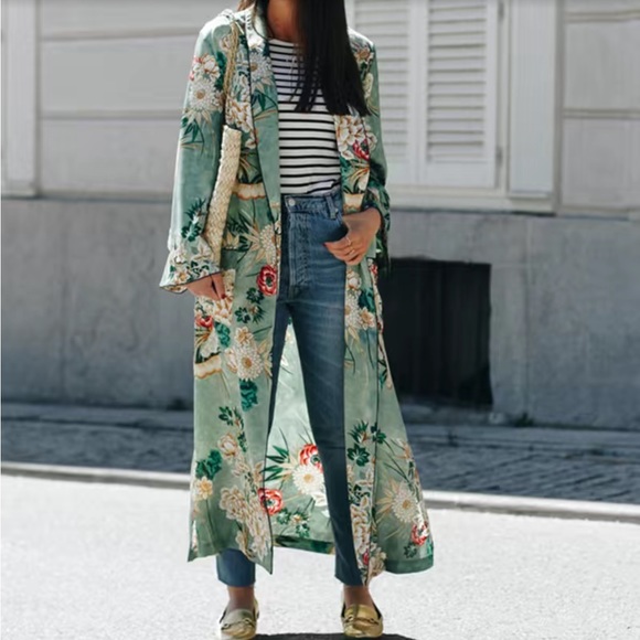 Kimono - Picture 4 of 10